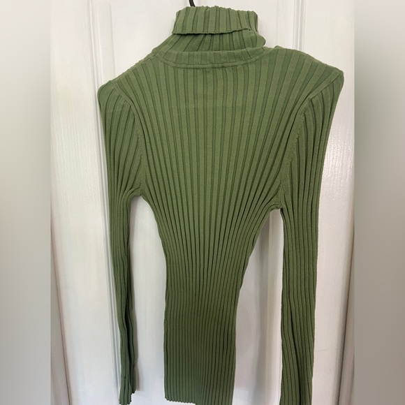 Sundance Olive Ribbed Knit Sweater - Picture 2 of 3